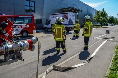 Holzmaden: Brand bei der Firma Lang ruft Feuerwehr auf den Plan